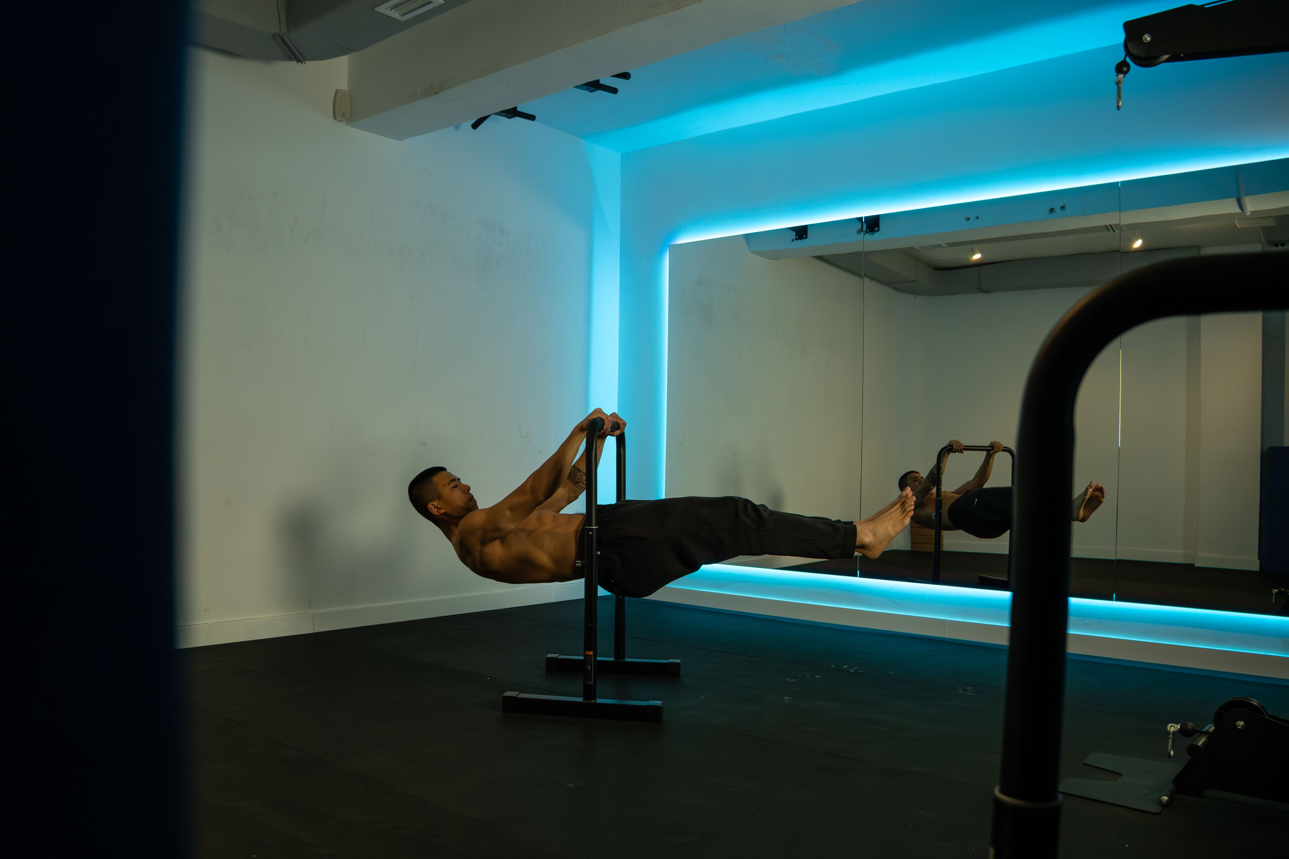 Front lever, back lever y bandera
